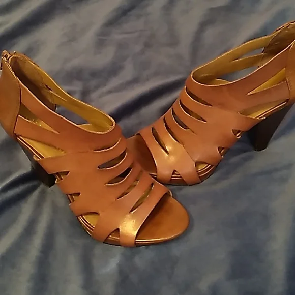 Franco Sarto Brown High Heel Zip Back Gladiator Shoes - Picture 1 of 8